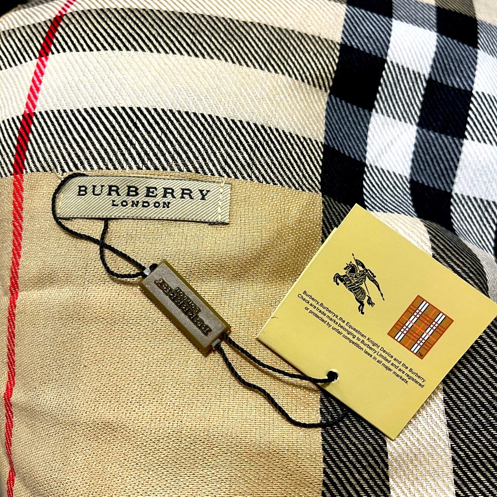 Authentic BURBERRY lightweight scarf NEW WITH TAGS. $165.00